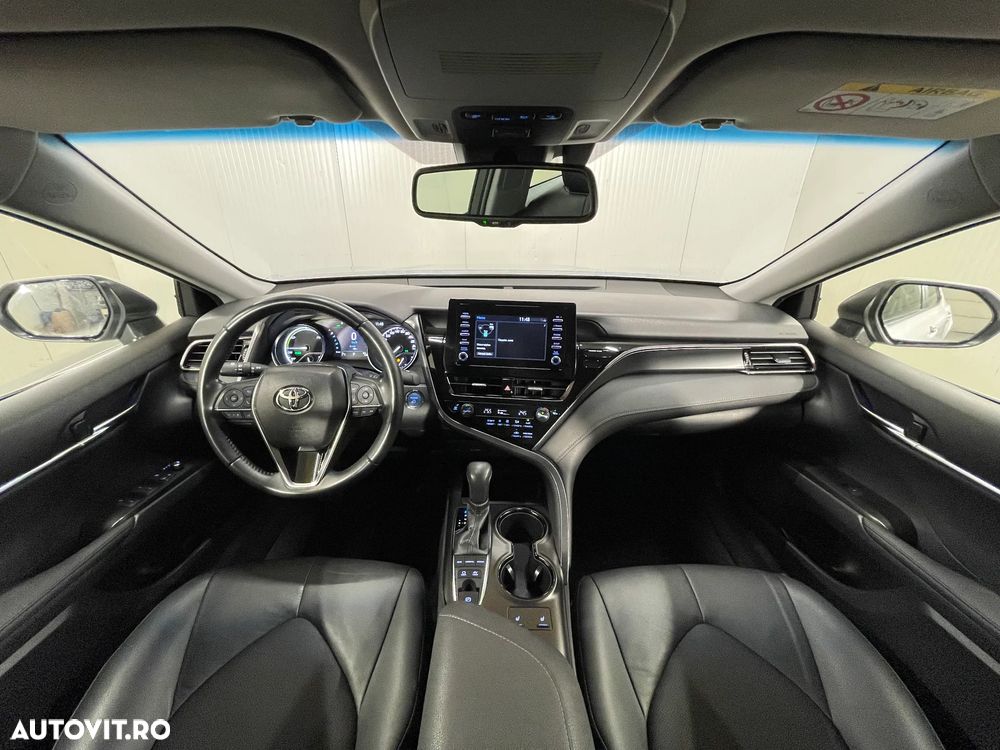 Toyota Camry 2.5 Hybrid Business - 7