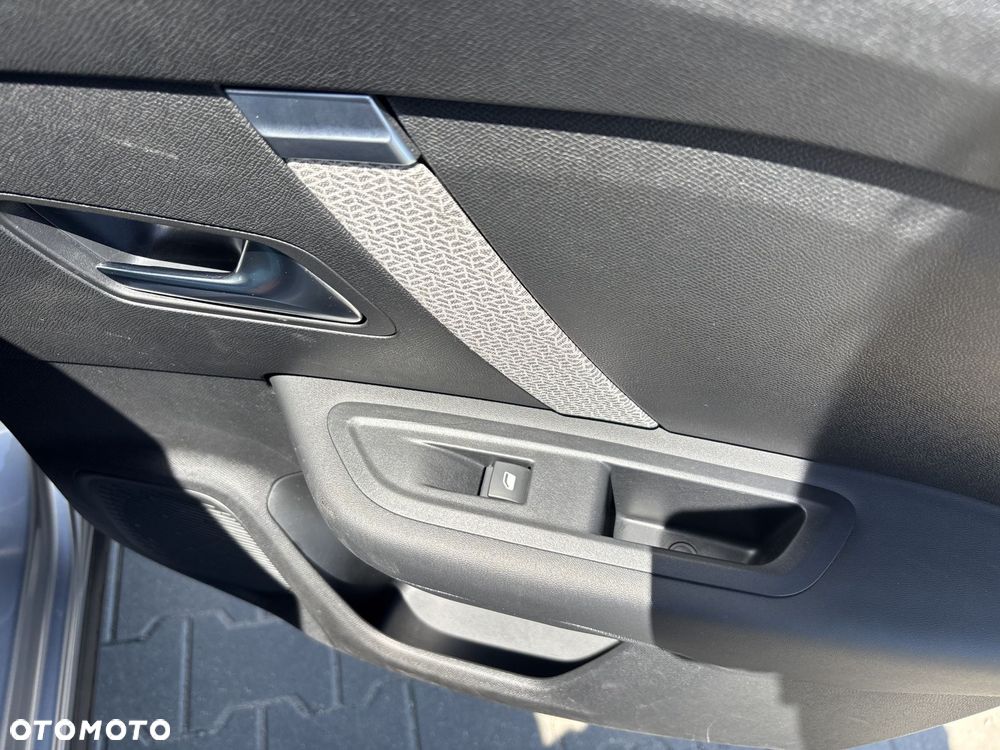 Citroën C4 1.2 PureTech Shine S&S EAT8 - 16