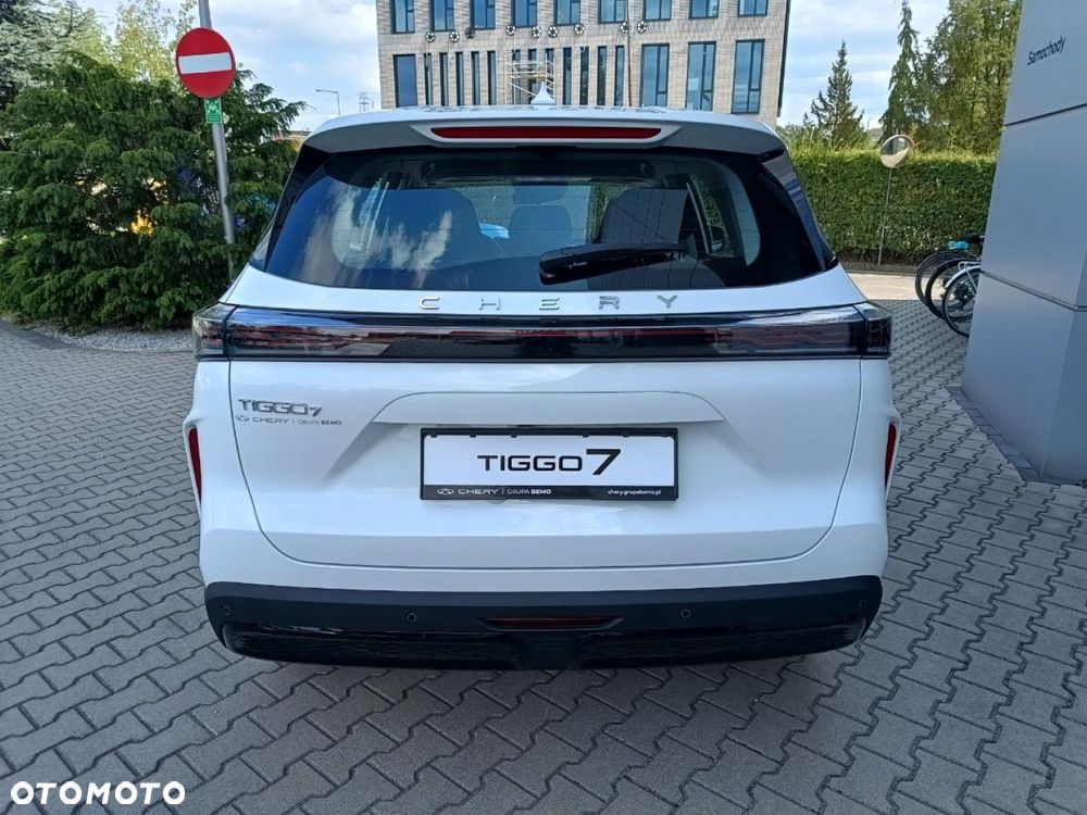 Chery Tiggo 7 1.6 T-GDI Essential DCT - 7