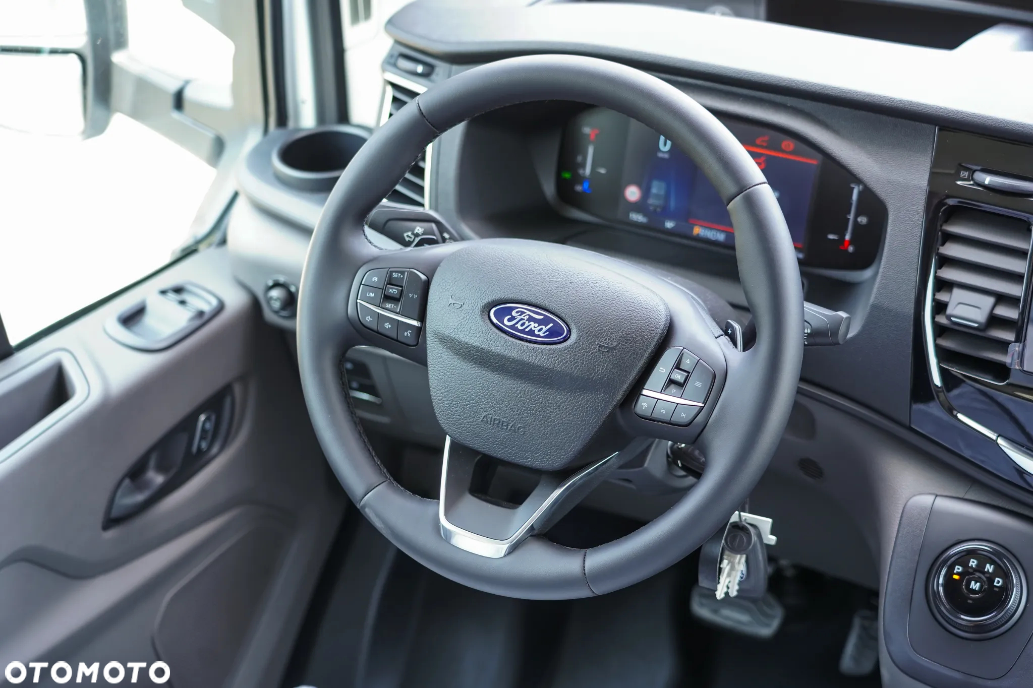 Ford Chausson 720 Etape Line - 11