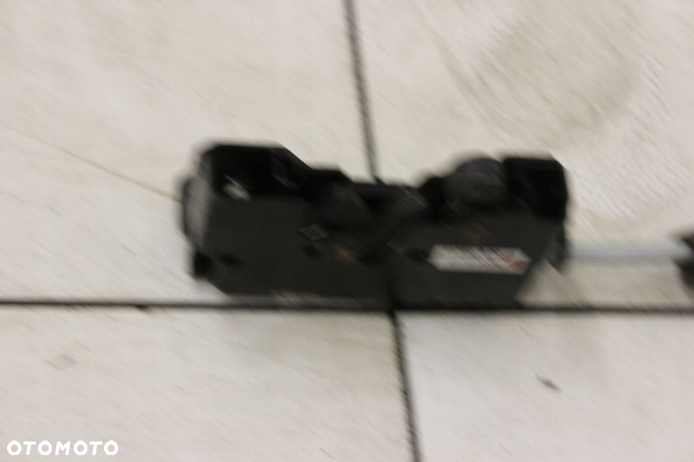 MECHANIZM DACHU ZAMEK FOCUS MK2 CABRIO 1716533A - 3