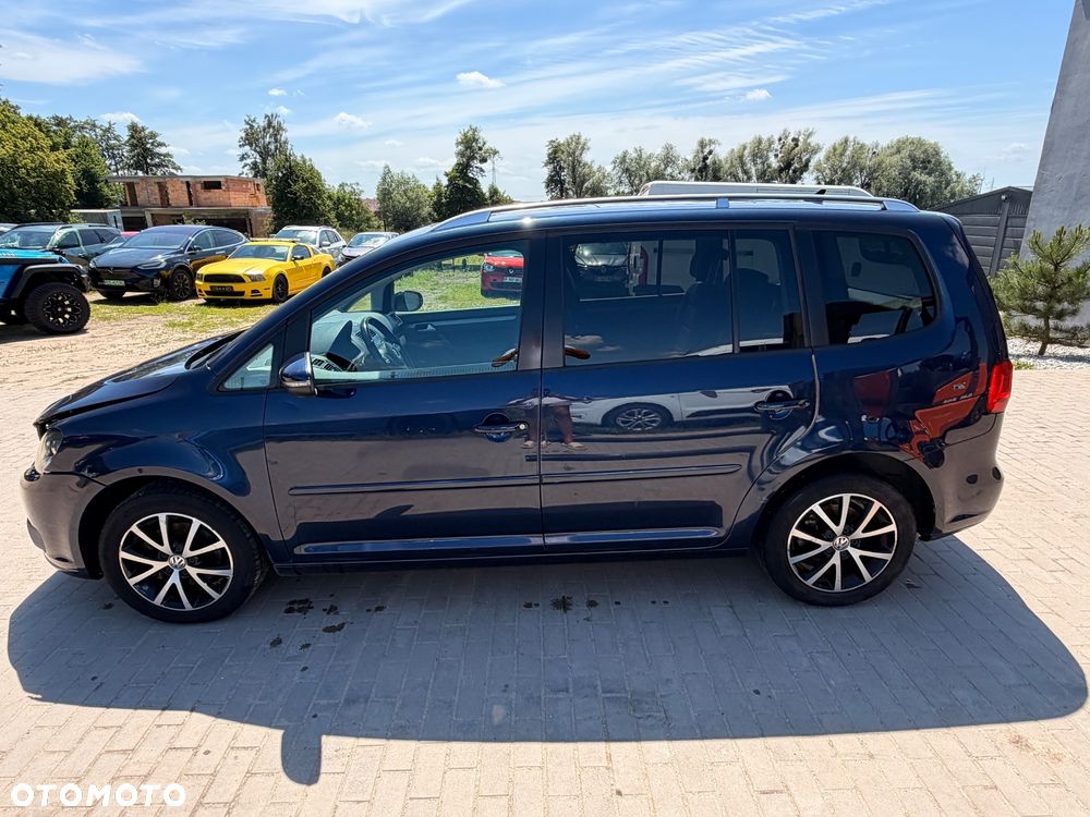 Volkswagen Touran 1.6 TDI DPF BlueMotion Technology DSG Highline - 14