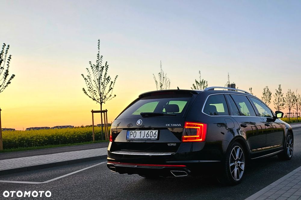 Skoda Octavia 2.0 TDI RS - 15