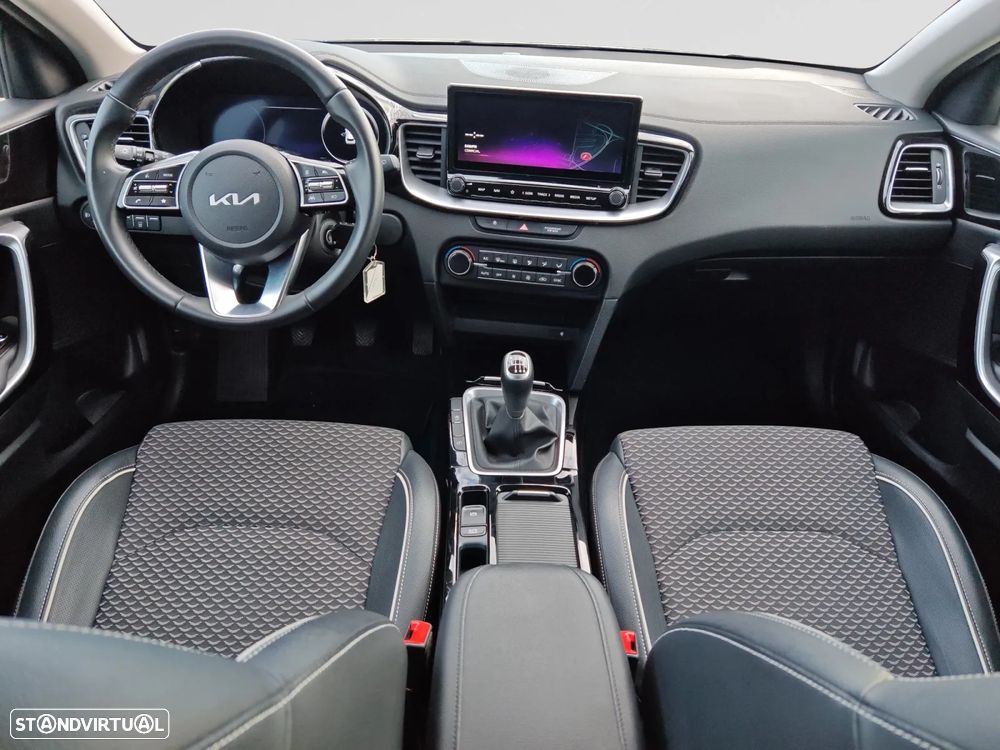 Kia Ceed SW 1.0 T-GDI Drive - 11