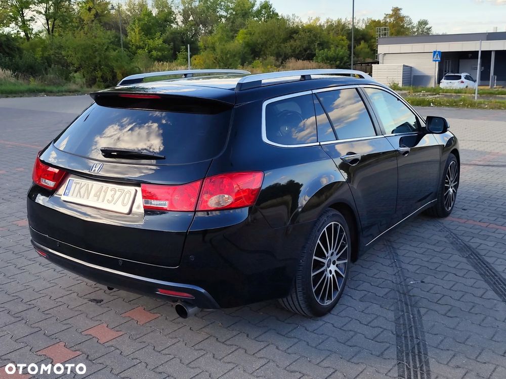 Honda Accord 2.0 Executive - 8