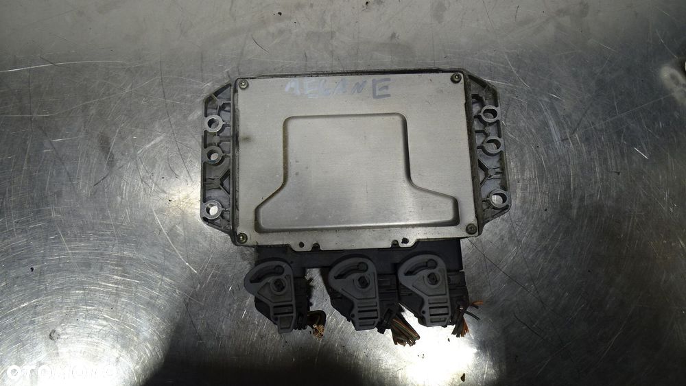 KOMPUTER SILNIKA RENAULT MEGANE SCENIC 1.9 DCI 8200384398 - 2