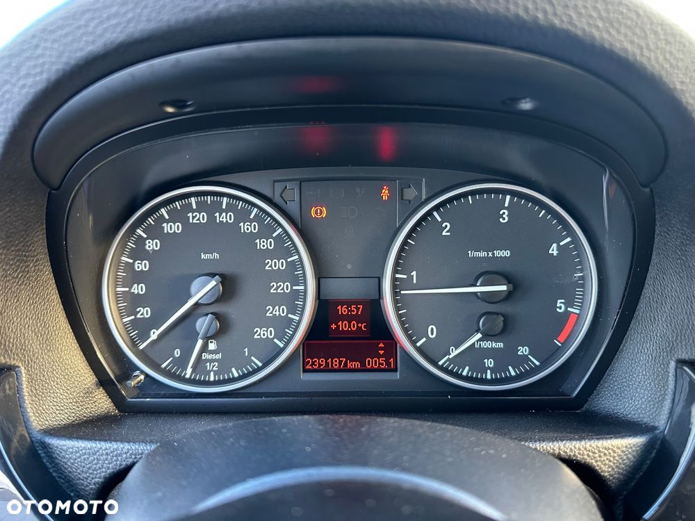 BMW Seria 3 - 24
