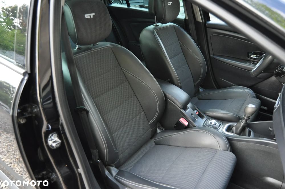 Renault Megane TCe 180 Dynamique - 11