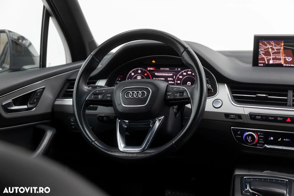Audi Q7 - 12