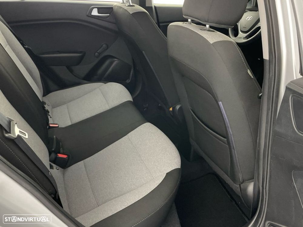 Hyundai i20 1.2 Access - 24