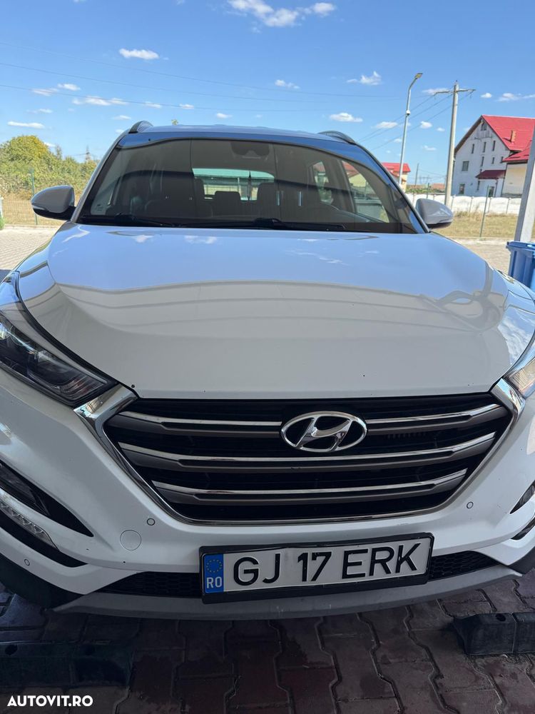 Hyundai Tucson 2.0 CRDI 4WD Passion Plus - 10