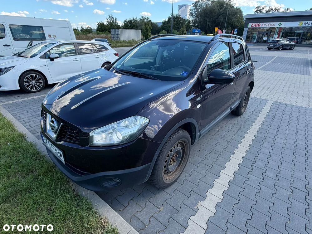 Nissan Qashqai - 2