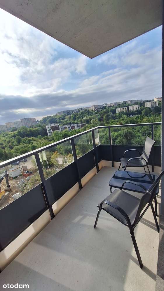 Komfortowe 3 pokoje 55m², balkon, garaż podziemny – Gdańsk, Ptasia