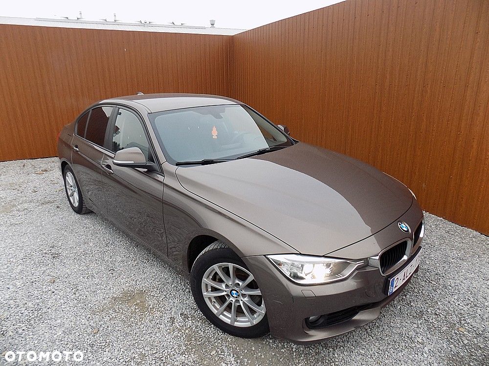 BMW Seria 3 316d Sport Line - 1