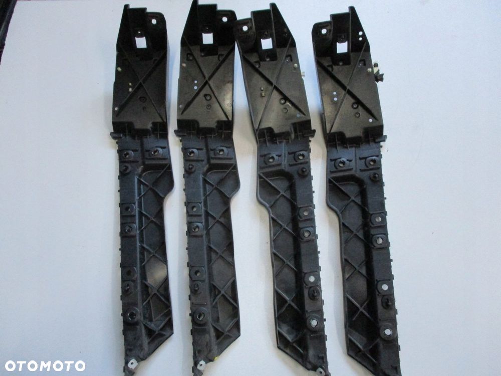 ŚLIZG ZDERZAKA RANGE ROVER SPORT DK62-17A882-AC - 1