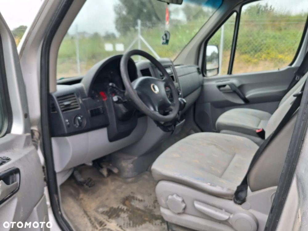 Volkswagen Crafter - 9