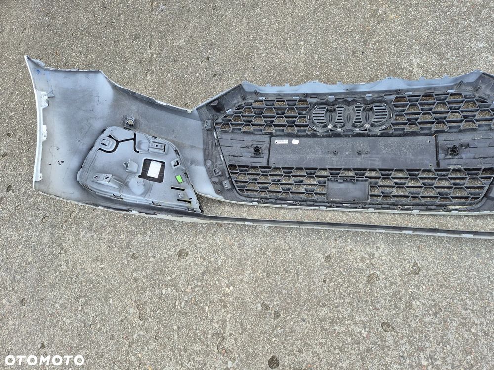 Audi A1 II 19- zderzak przedni kratka grill 82A - 5
