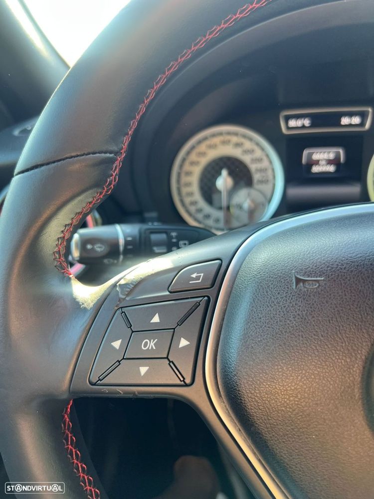 Mercedes-Benz A 180 d AMG Line - 31