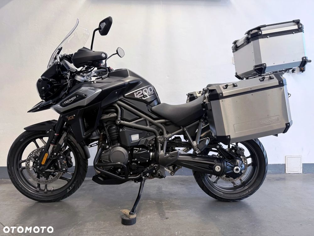 Triumph Tiger - 5