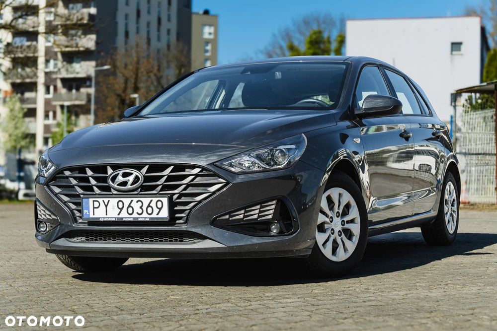 Hyundai i30 1.5 DPI Classic + - 8