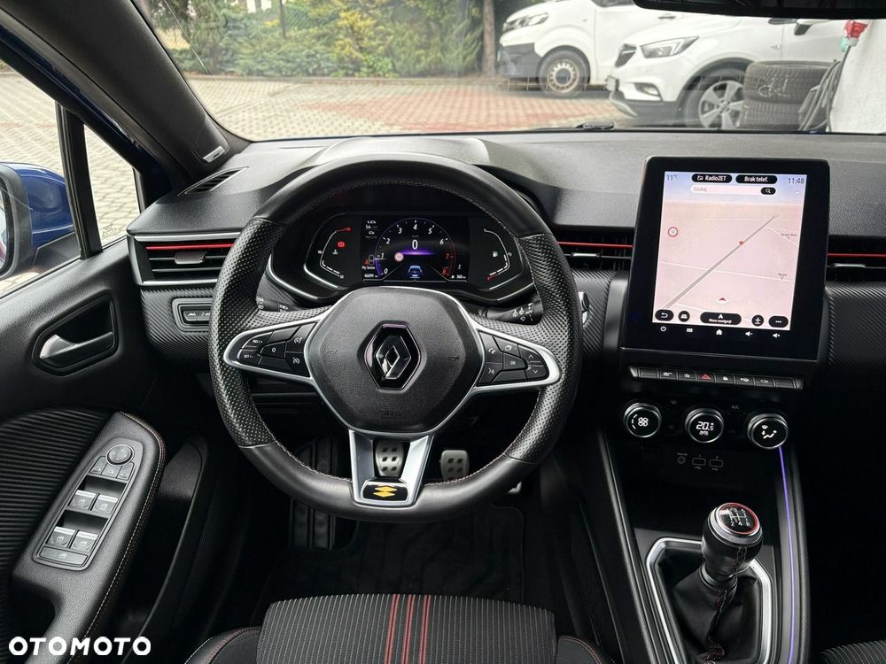 Renault Clio - 22