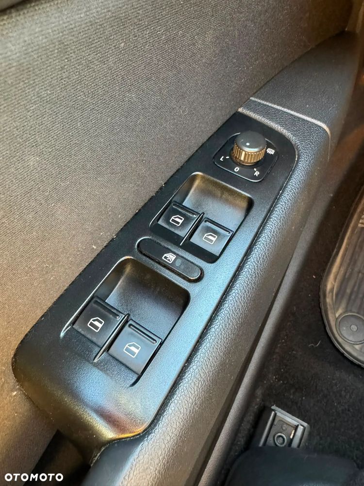Skoda Superb 2.0 TDI Elegance - 15