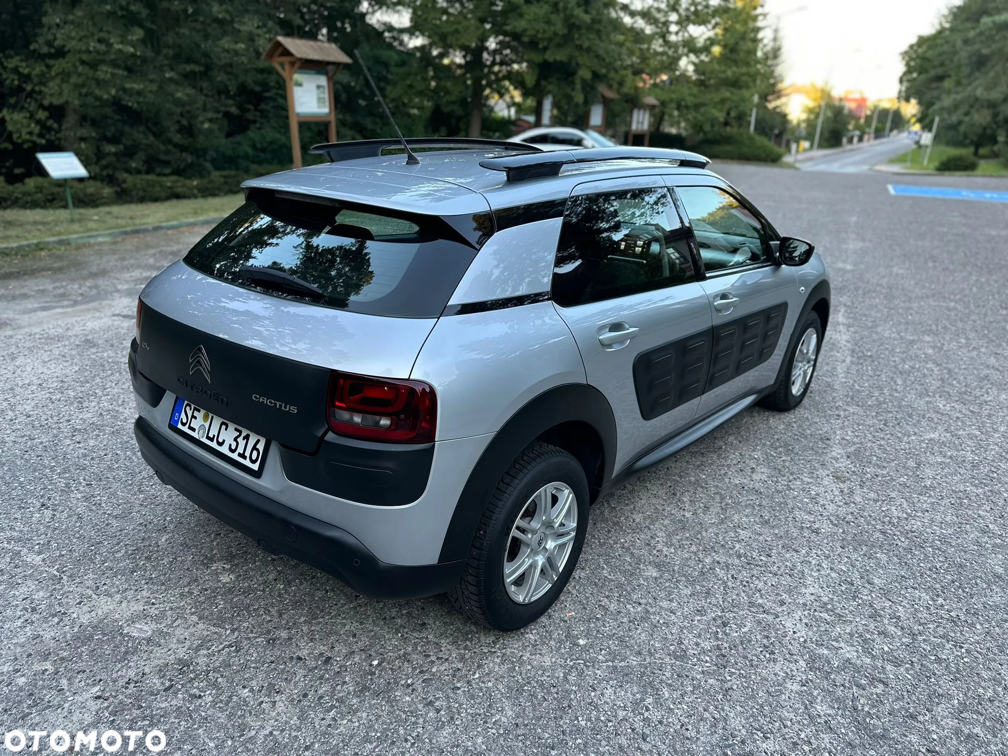 Citroën C4 Cactus - 9