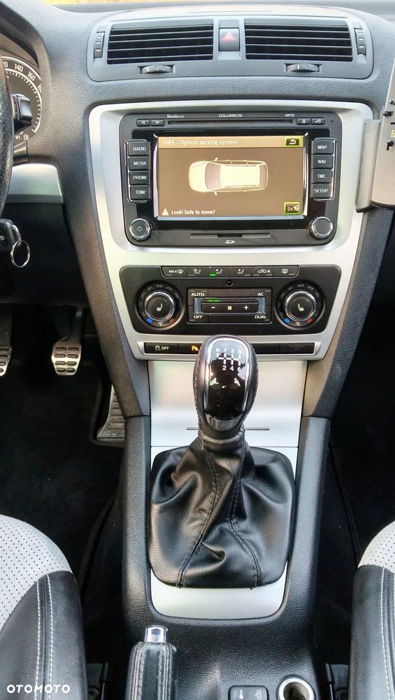 Skoda Octavia 2.0 TDI RS - 16