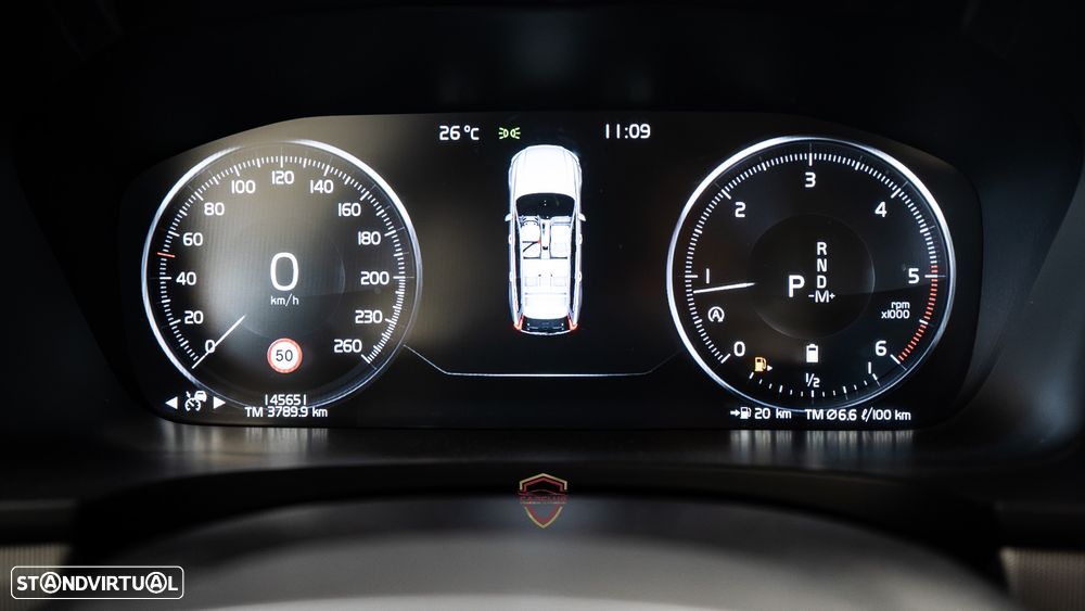 Volvo V90 2.0 B4 Momentum Plus Geartronic - 27
