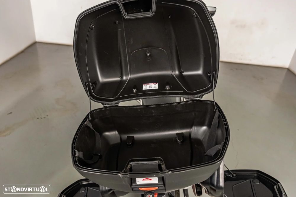 Ducati Multistrada V2 S Full Extras - 12