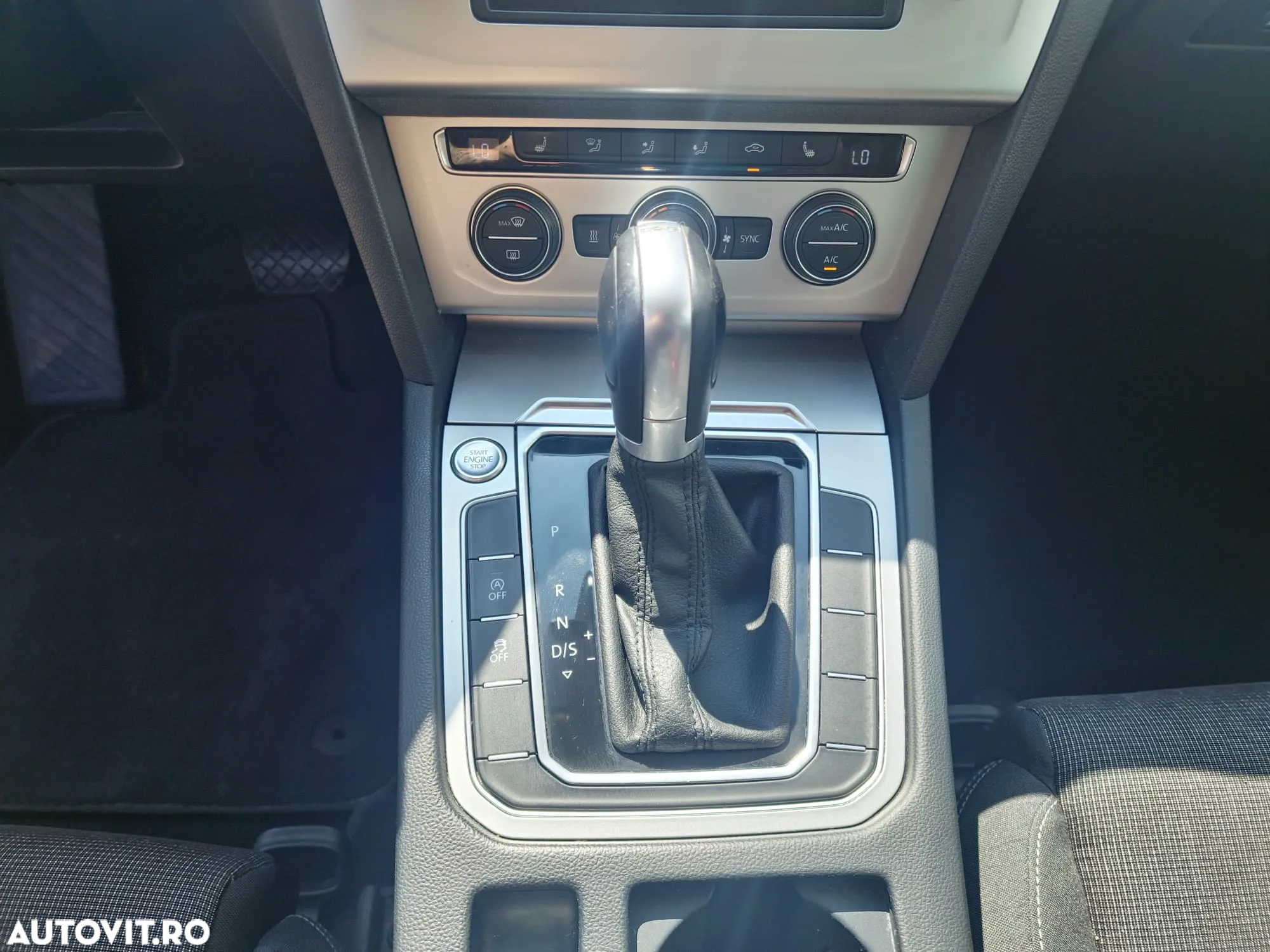 Volkswagen Passat 2.0 TDI DSG Highline - 15