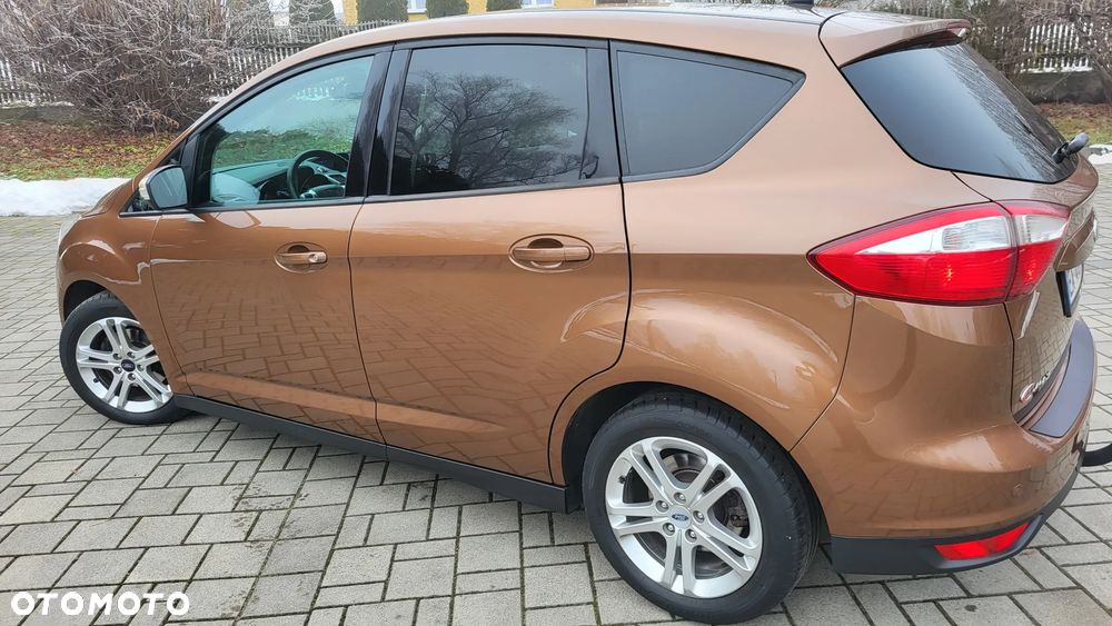 Ford C-MAX - 16