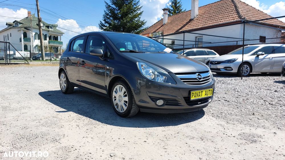 Opel Corsa 1.4i Cosmo - 3