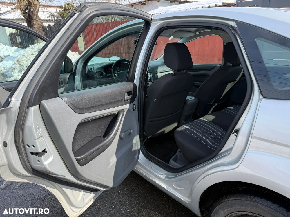 Ford Focus 1.8 TDCI Trend - 7