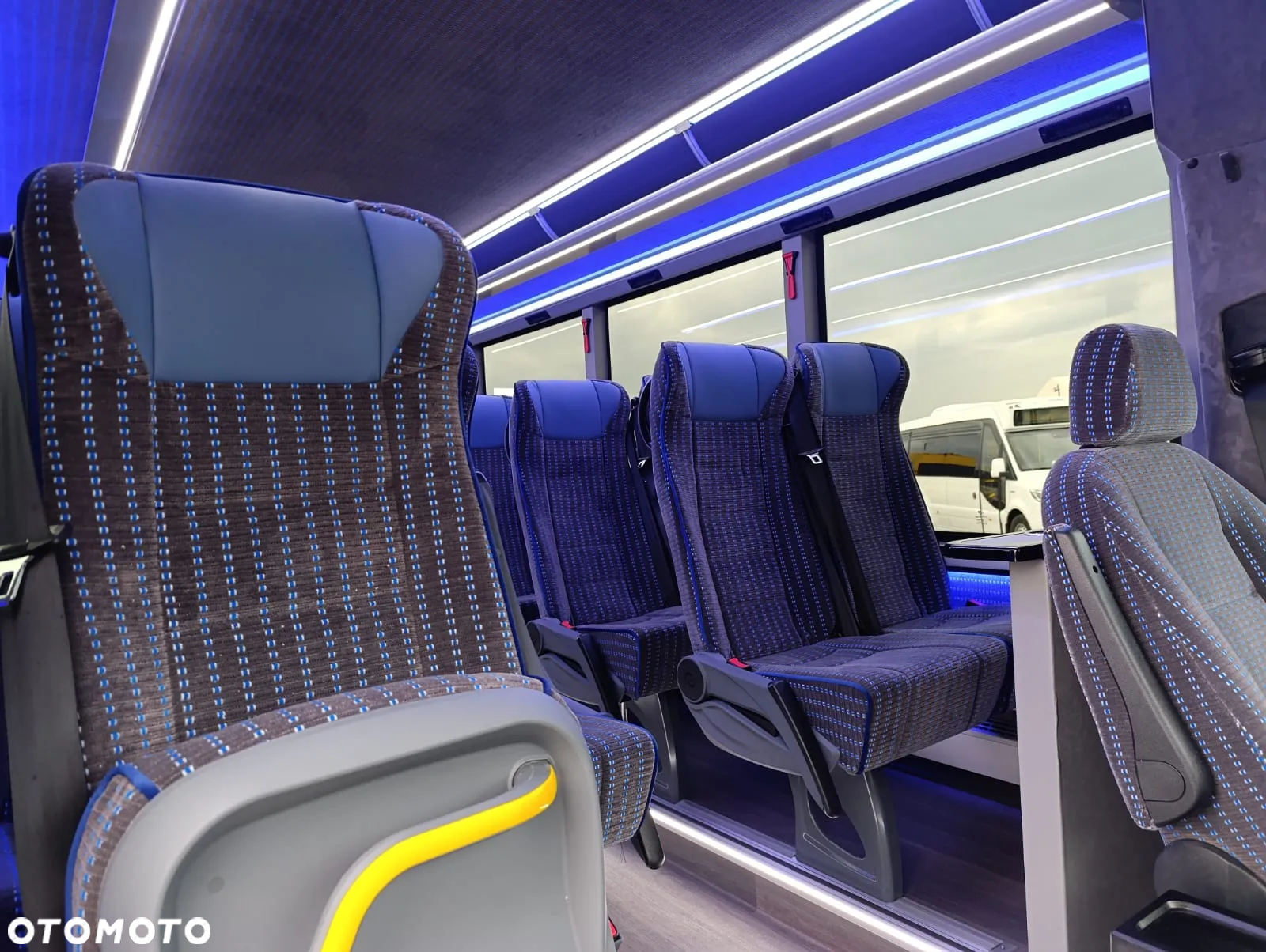 Mercedes-Benz Sprinter 519 - 15