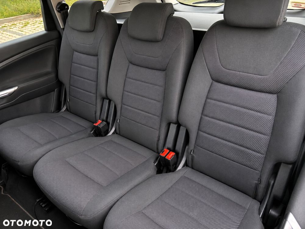 Ford S-Max - 6