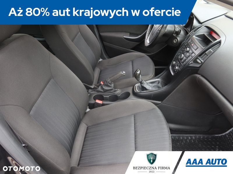 Opel Astra - 11