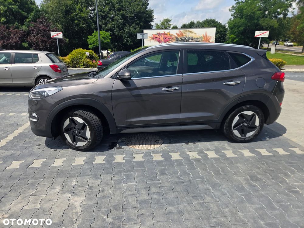 Hyundai Tucson 2.0 CRDI 4WD Premium - 9