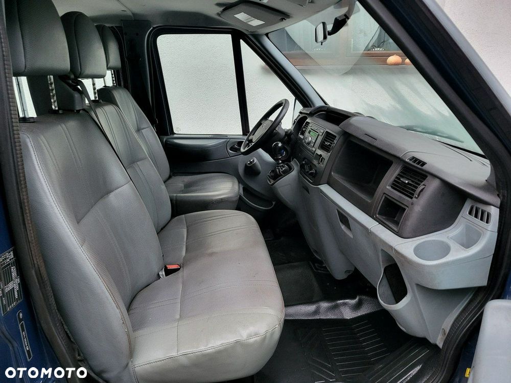 Ford Transit - 9