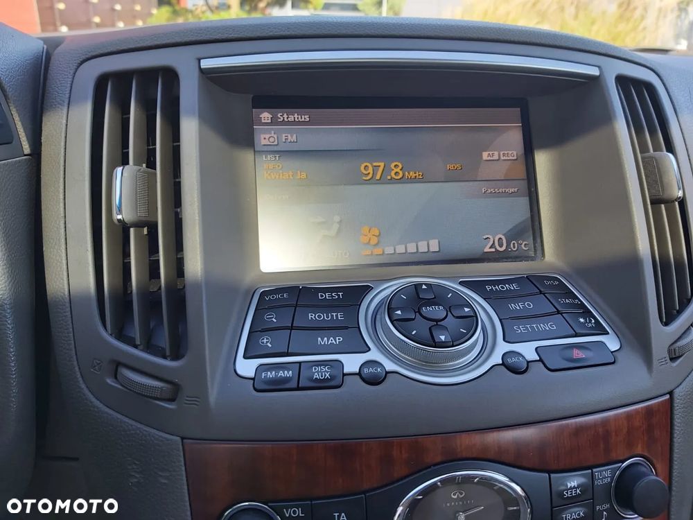 Infiniti G G37 AWD - 27