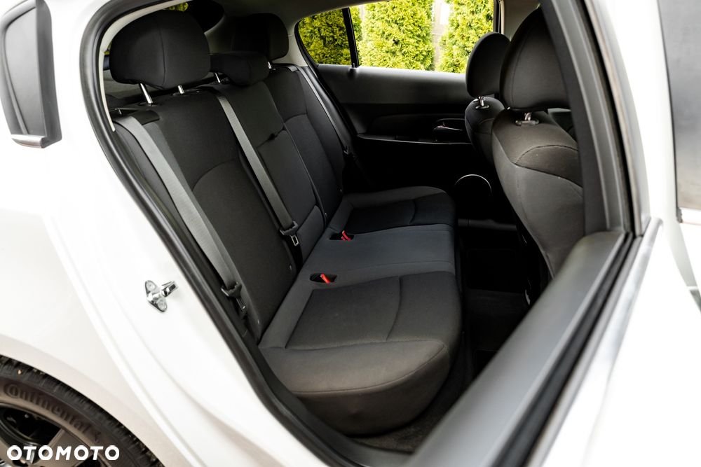 Chevrolet Cruze 1.8 LS - 20