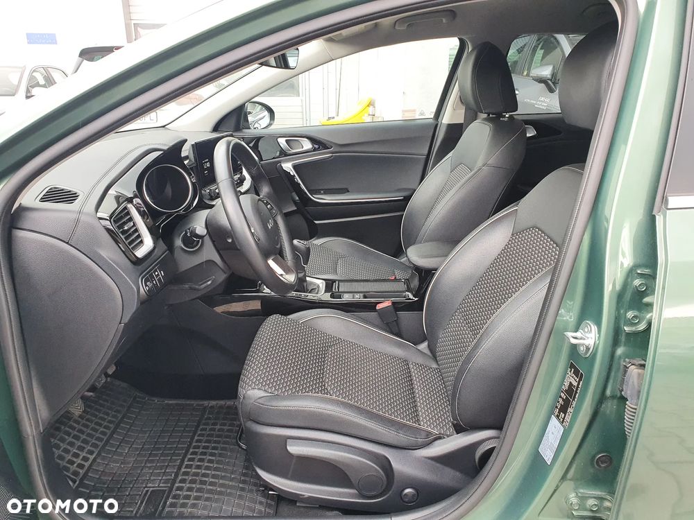 Kia Ceed 1.5 T-GDI Tribute - 28