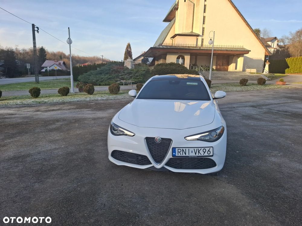Alfa Romeo Giulia 2.0 Turbo 16V AT8 Veloce - 37