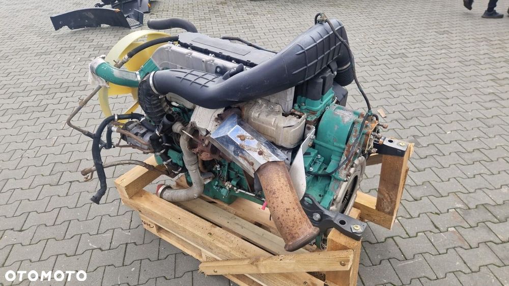 Silnik Motor Engine VOLVO FE 320 D7E 235 kW Euro 5  PTO DEUTZ 320-EC06B - 6