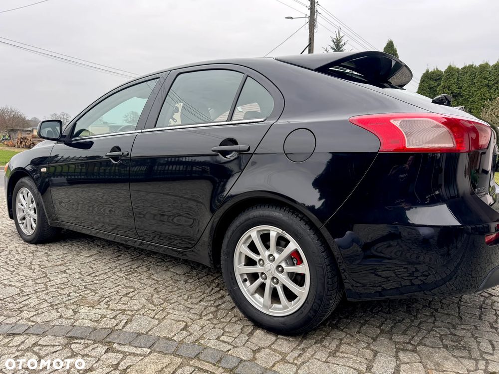 Mitsubishi Lancer 1.8 DI-D+ ClearTec Intense - 10