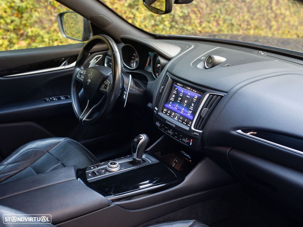 Maserati Levante 3.0 V6 - 33