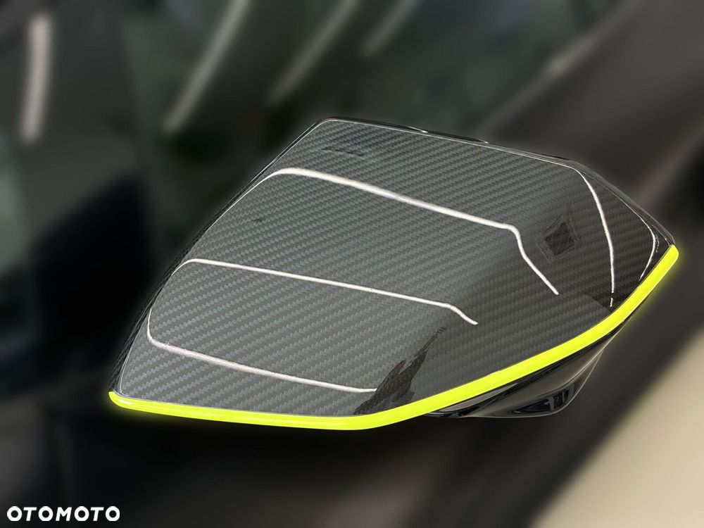 Lamborghini Revuelto - 11