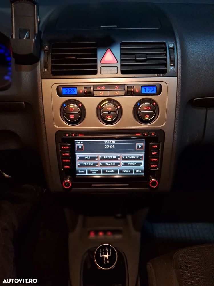 Volkswagen Touran 2.0 TDI Trendline - 16
