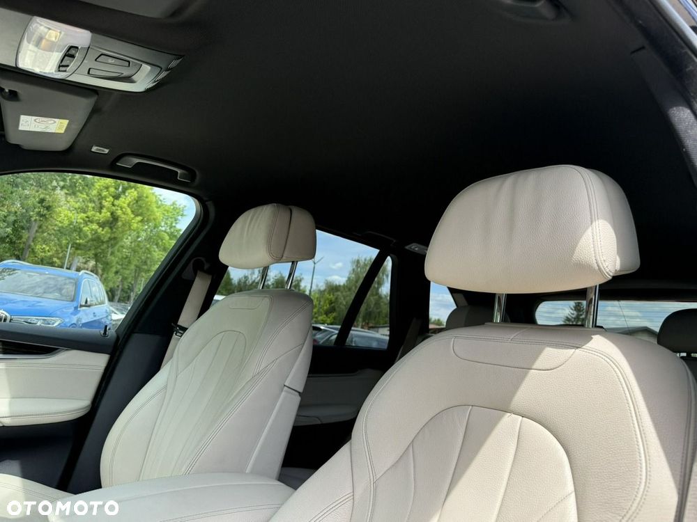 BMW X5 xDrive25d - 12