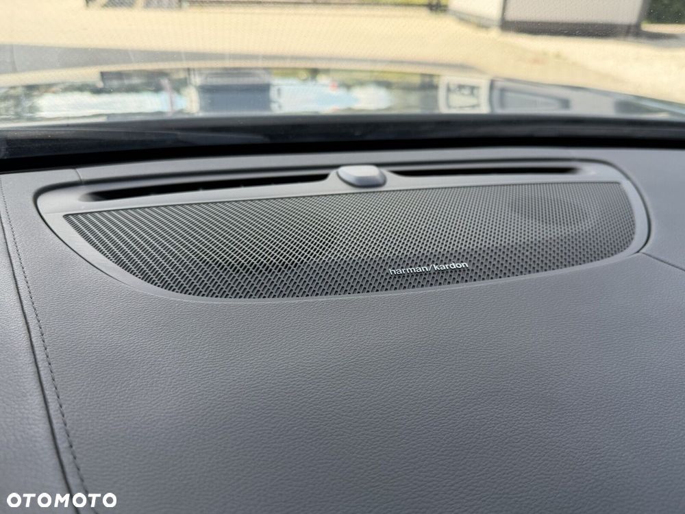 Volvo V90 B4 D Plus Dark - 40